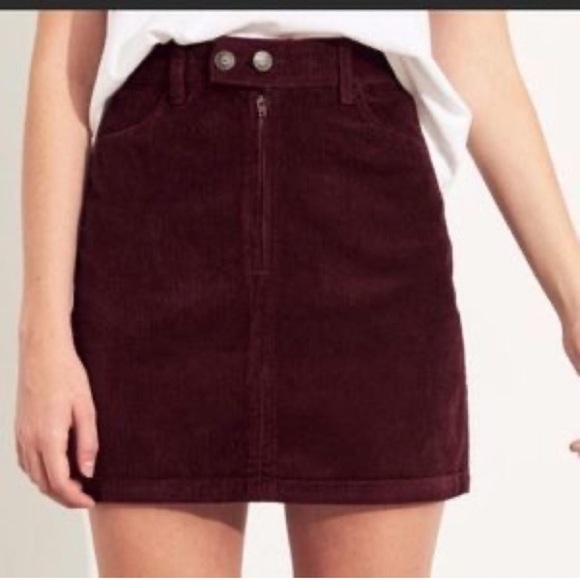 HOLLISTER Corduroy Ultra High Rise Mini Skirt size 1 - Picture 11 of 11
